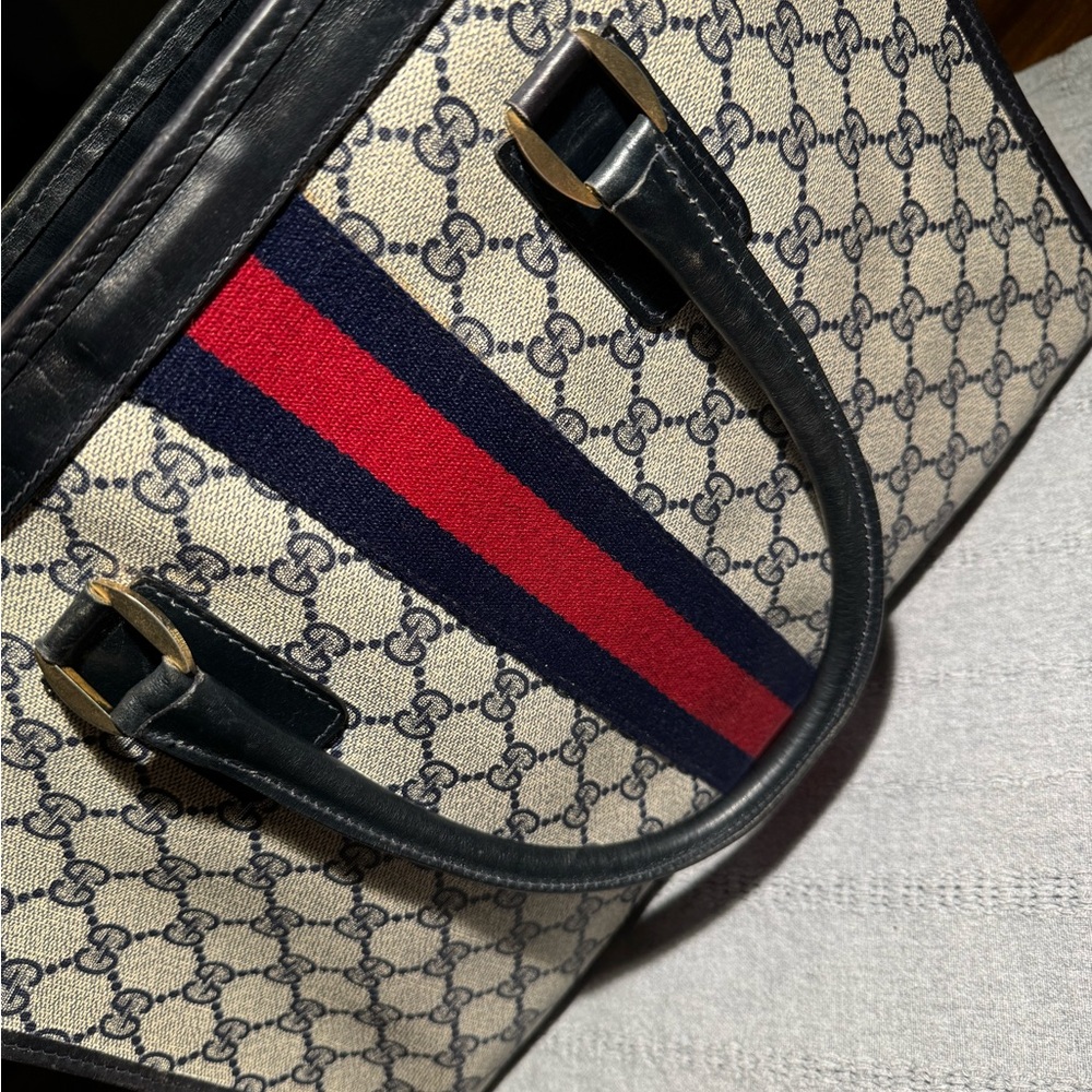 Vintage Gucci Sherry Line Accessory Collection Handbag - Navy - Picture 15 of 16